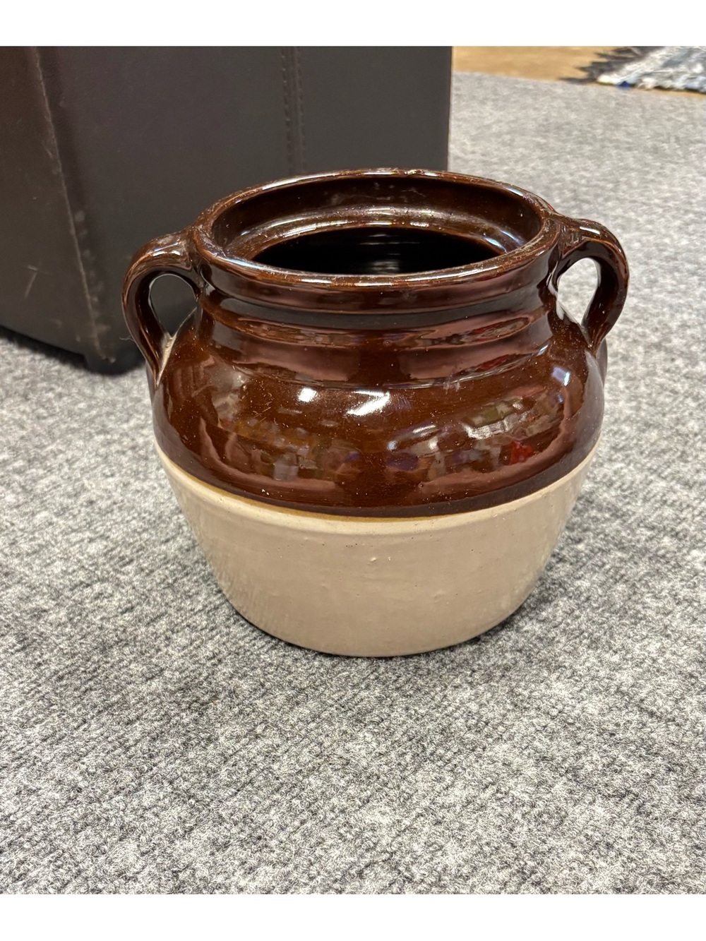 Two-Tone Stoneware Pot with Handles Bean Pot